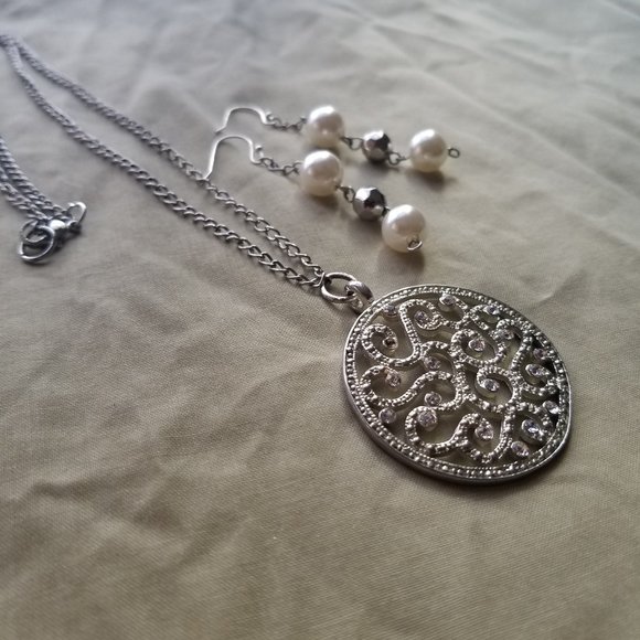 Sterling Silver Psychedelic Pattern Pendant Neckla - Picture 2 of 5